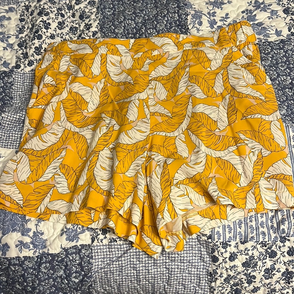 Nine West shorts